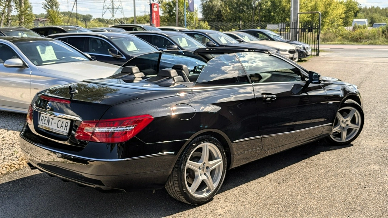 Mercedes E 220 - Zdjęcie 13