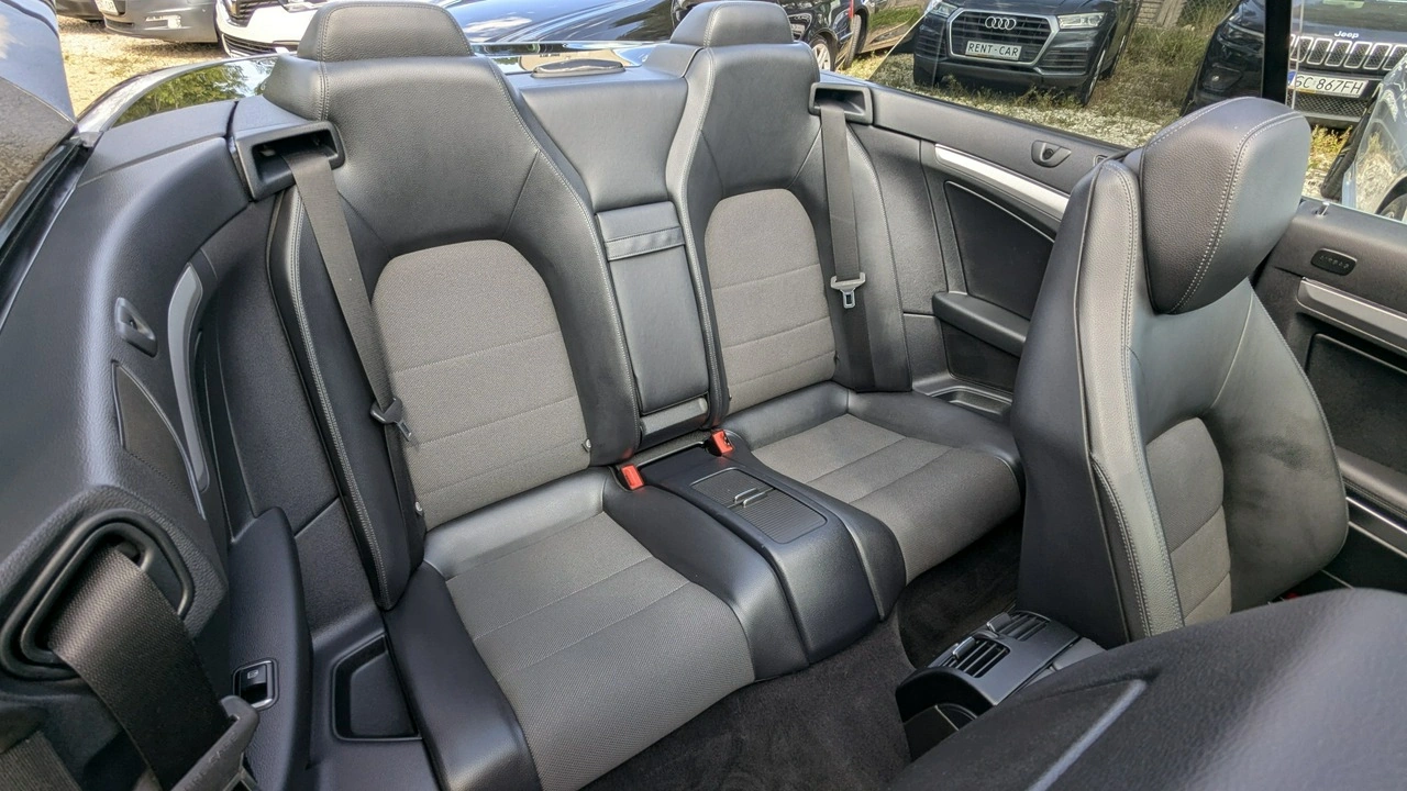 Mercedes E 220 - Zdjęcie 19