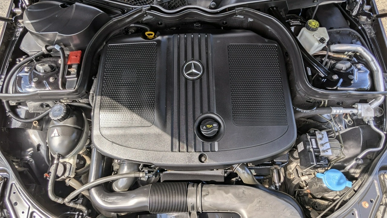 Mercedes E 220 - Zdjęcie 41
