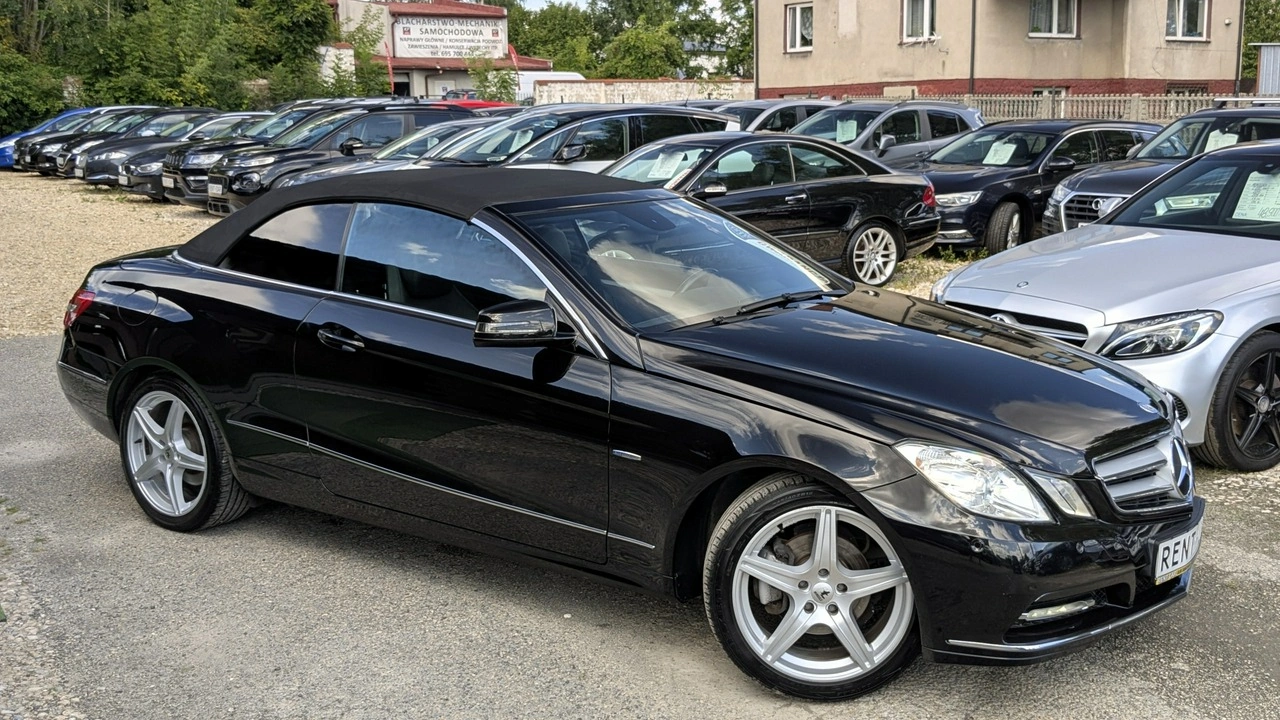 Mercedes E 220 - Zdjęcie 8