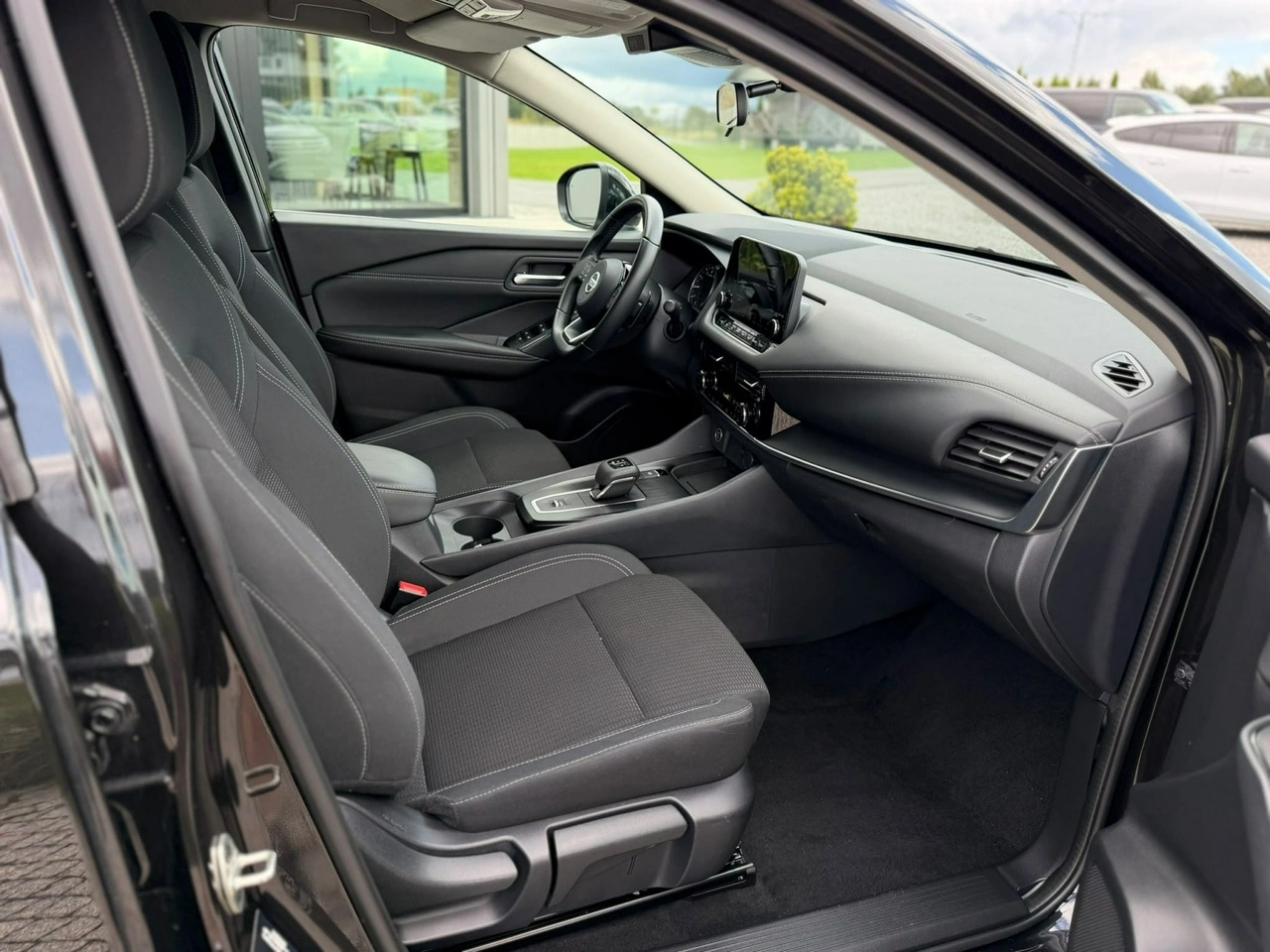 Nissan Qashqai - Zdjęcie 16