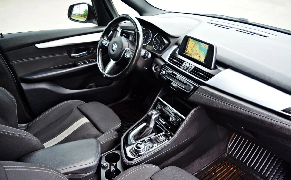 BMW Seria 2 - Zdjęcie 5