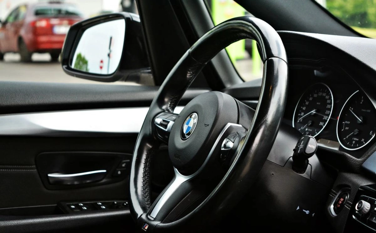 BMW Seria 2 - Zdjęcie 12