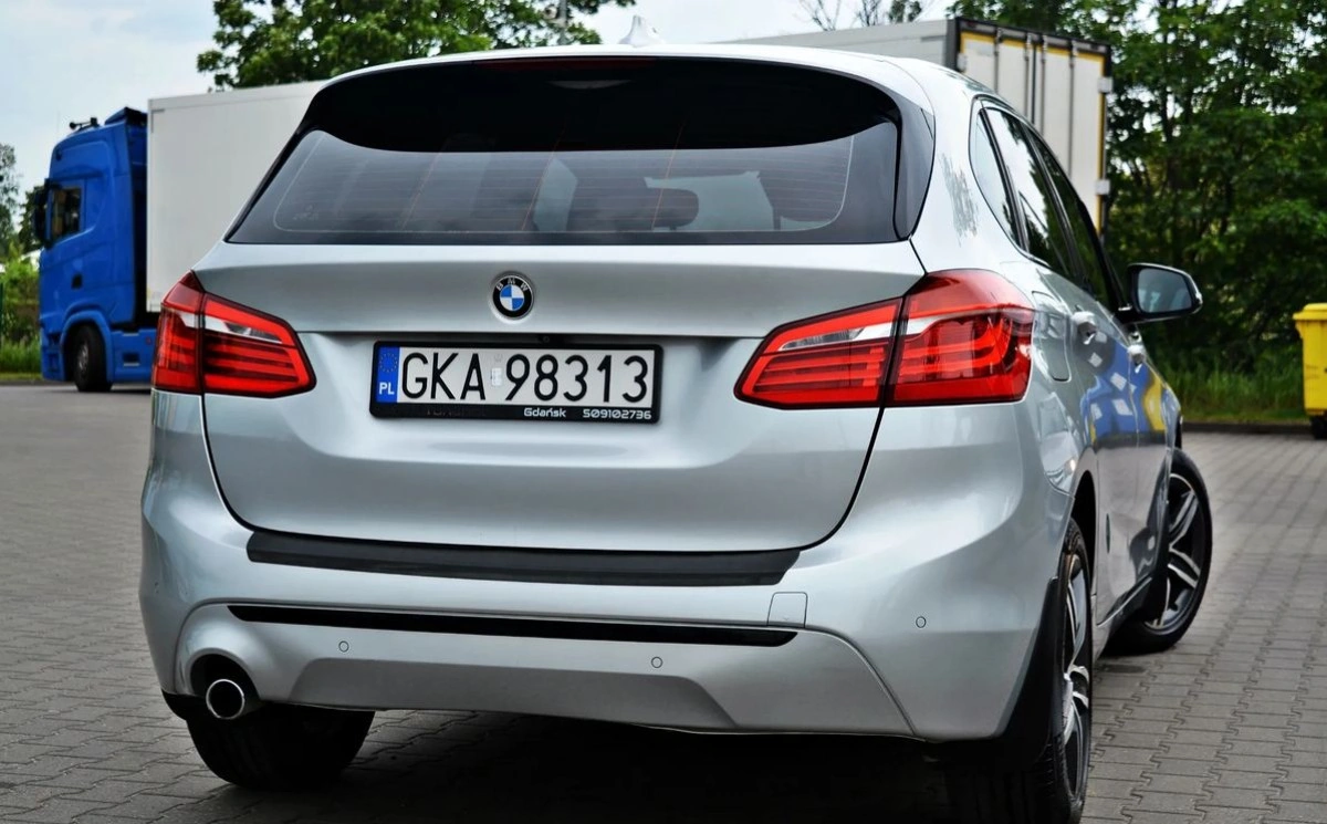 BMW Seria 2 - Zdjęcie 16