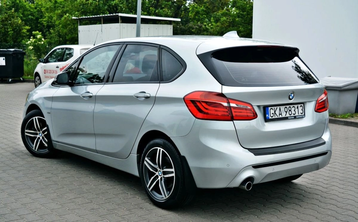 BMW Seria 2 - Zdjęcie 27