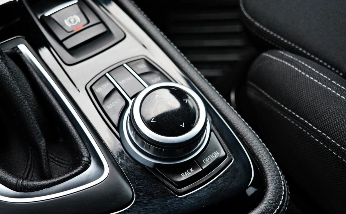 BMW Seria 2 - Zdjęcie 30