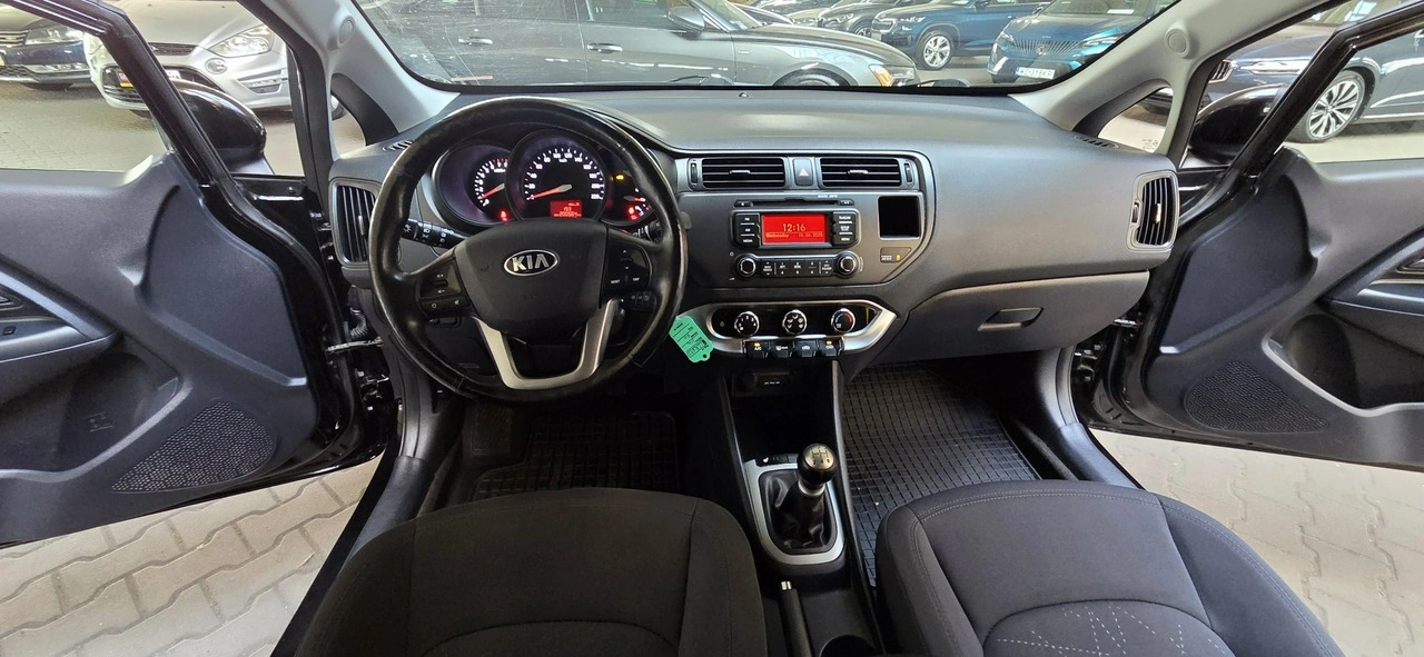 Kia Rio - Zdjęcie 12