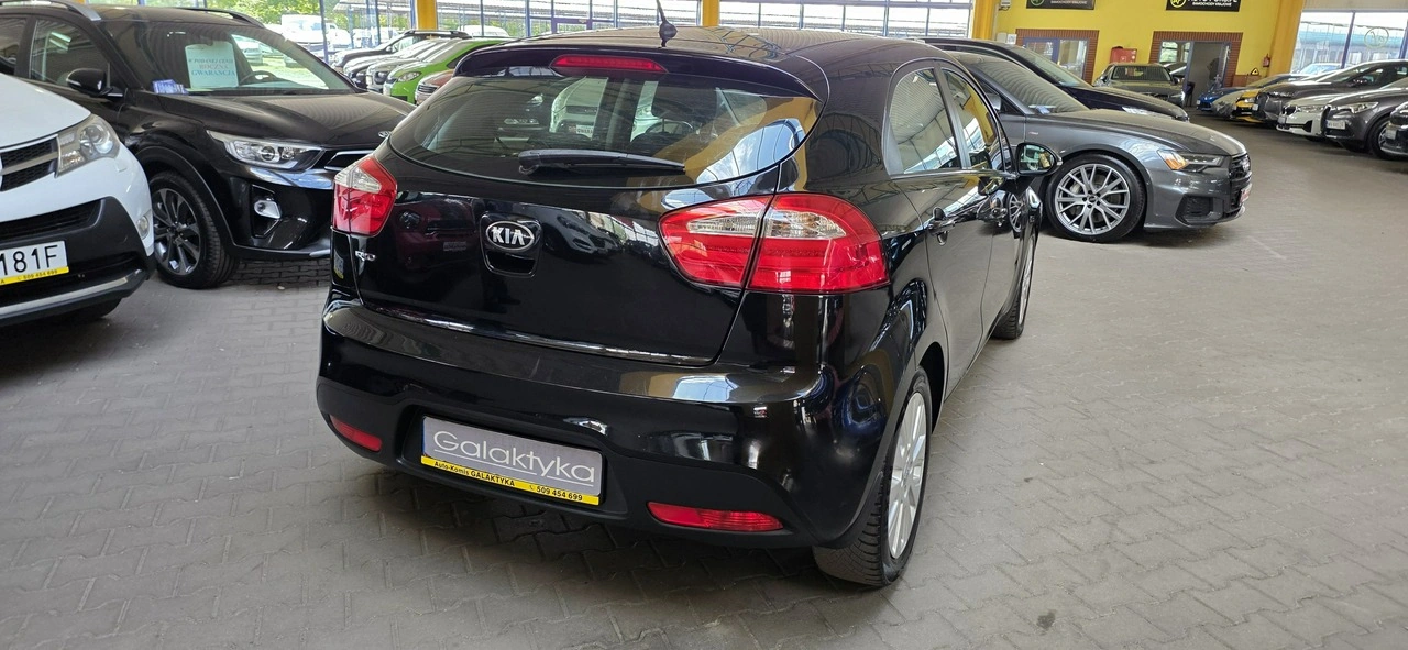Kia Rio - Zdjęcie 8