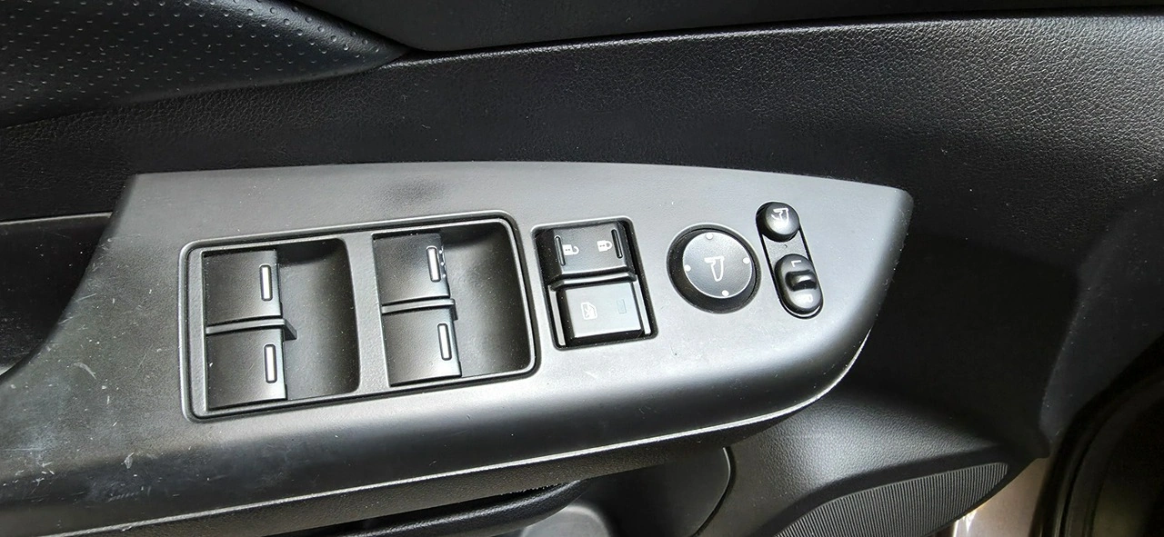 Honda CR-V - Zdjęcie 12