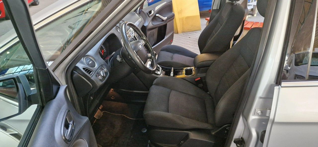 Ford S-Max - Zdjęcie 10