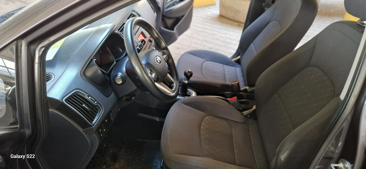 Kia Rio - Zdjęcie 11