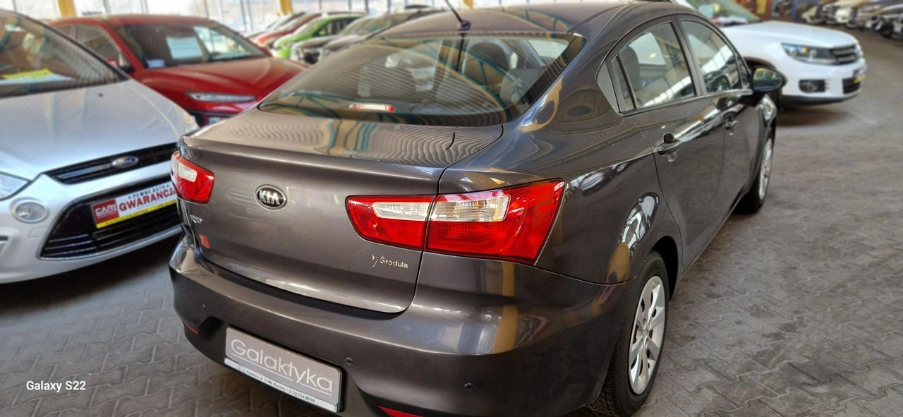 Kia Rio - Zdjęcie 8
