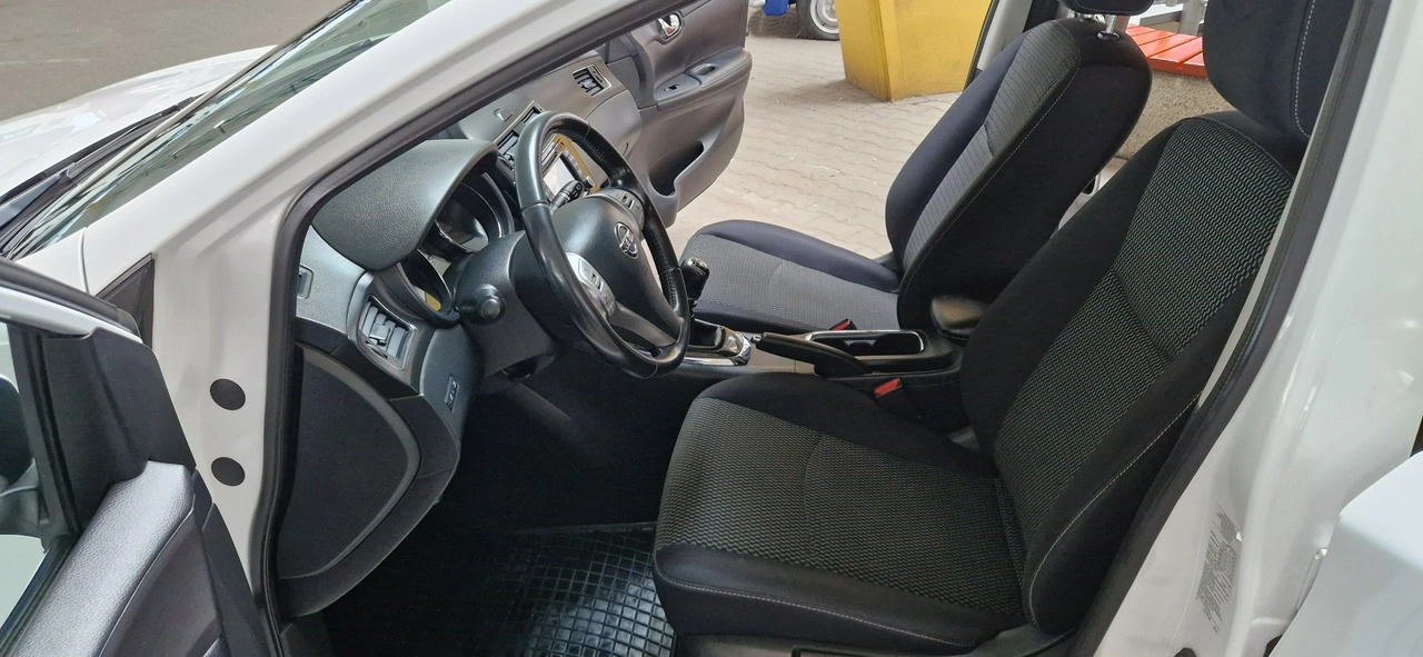 Nissan Pulsar - Zdjęcie 11