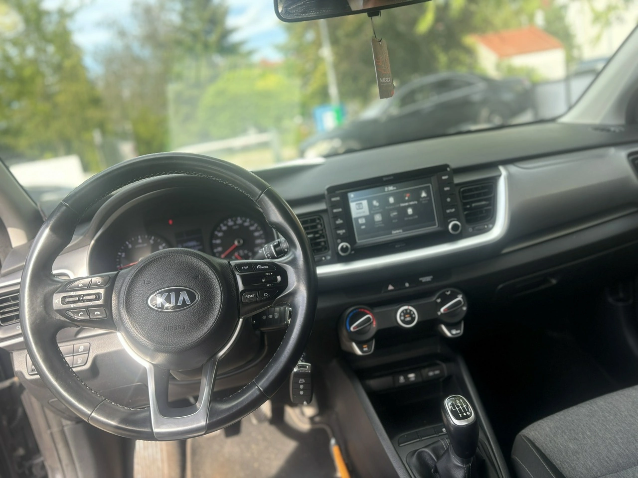 Kia Stonic - Zdjęcie 15