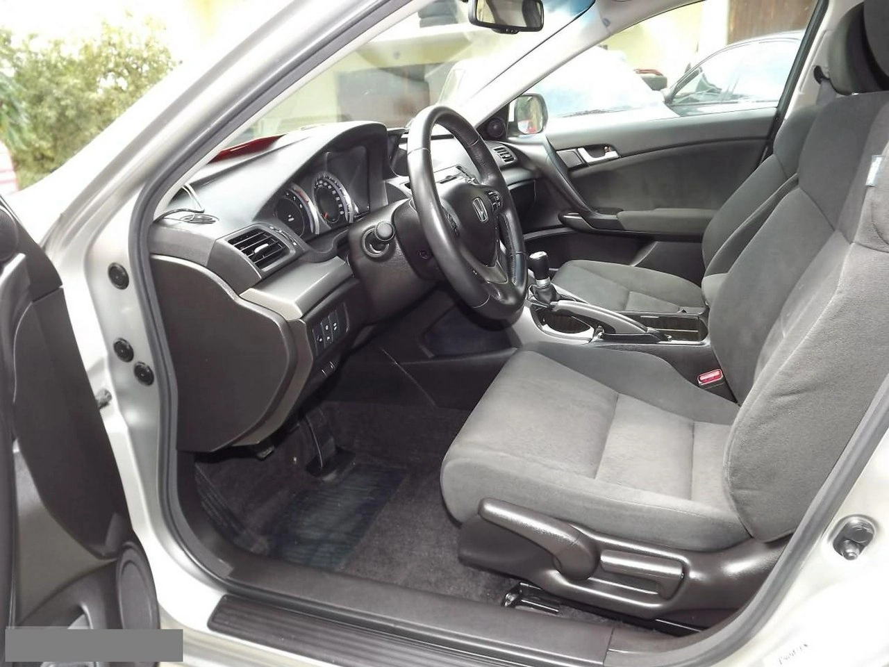 Honda Accord - Zdjęcie 10