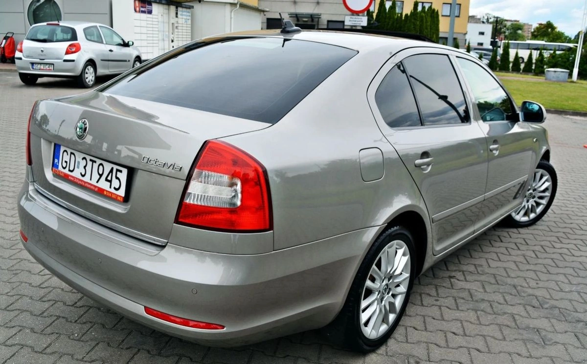 Skoda Octavia - Zdjęcie 10