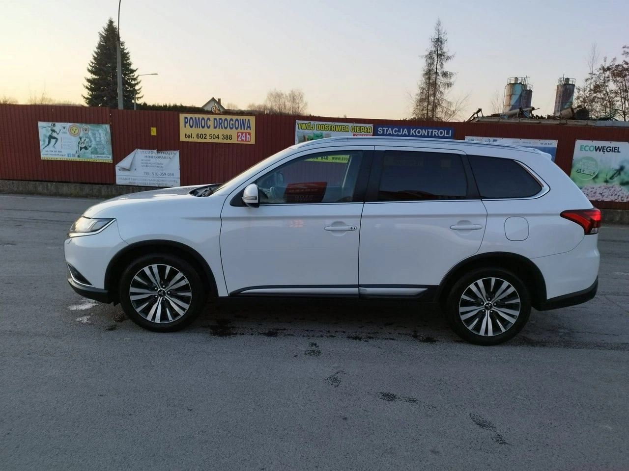 Mitsubishi Outlander - Zdjęcie 2
