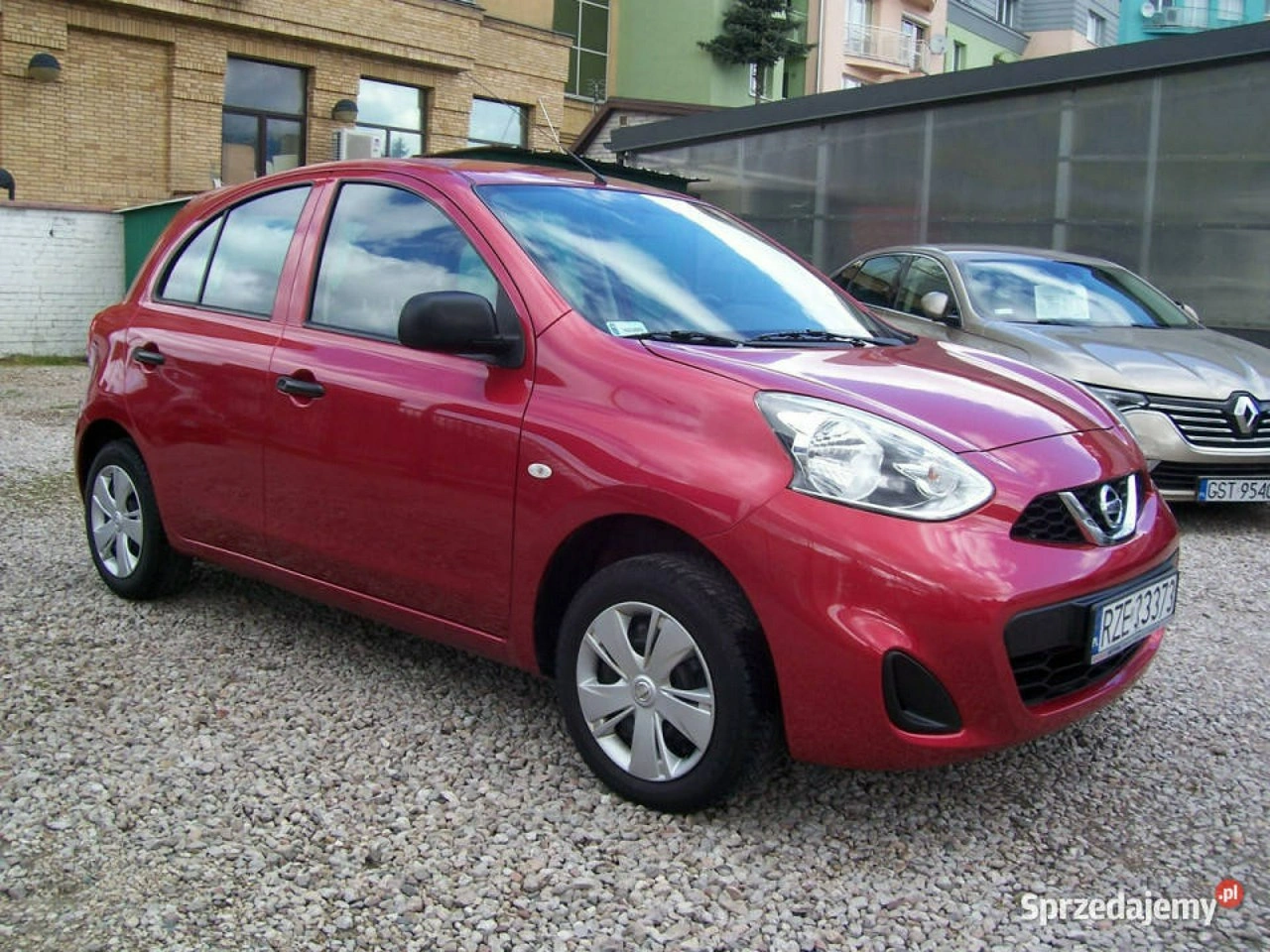 Nissan Micra - Zdjęcie 1