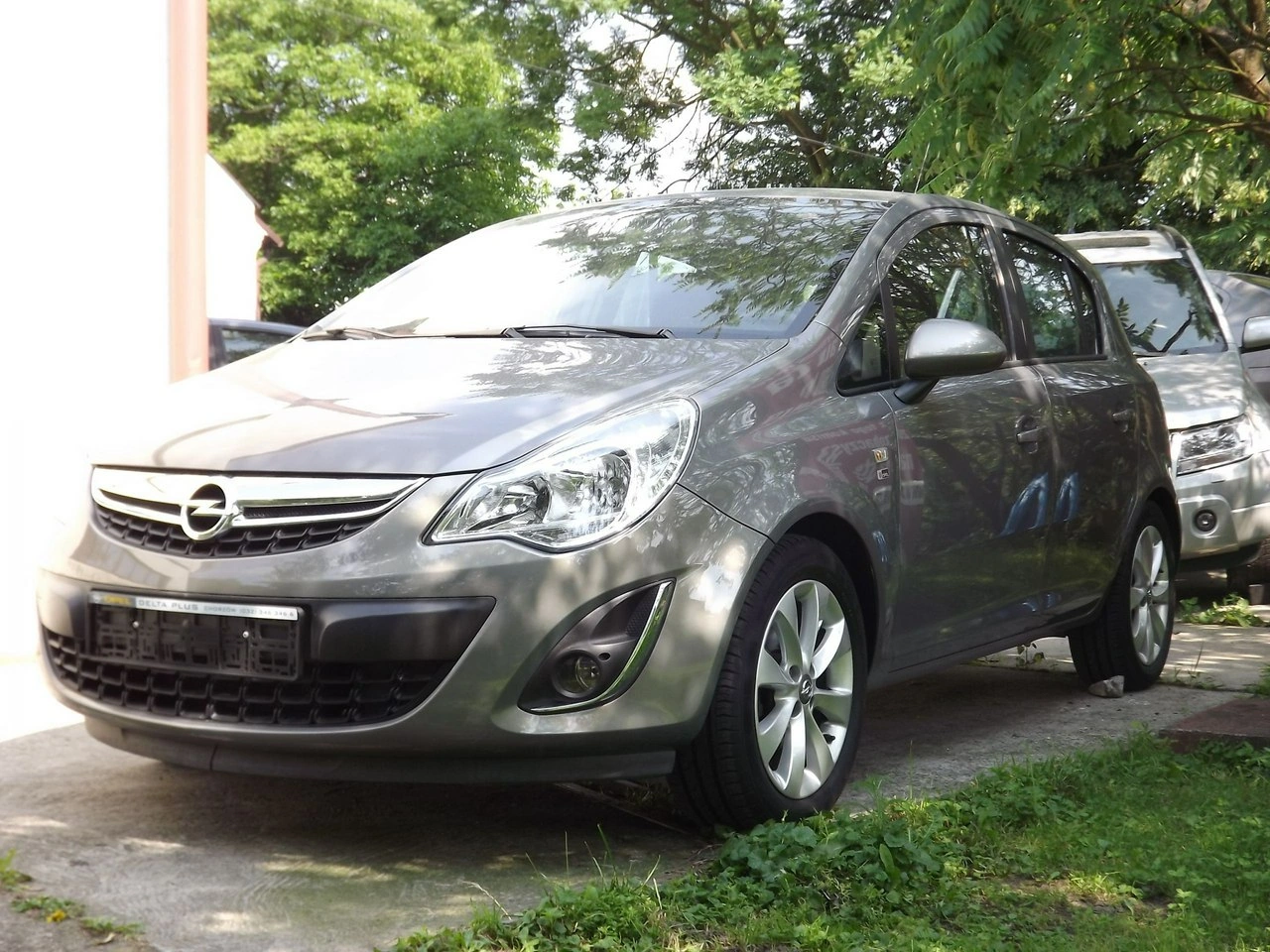 Opel Corsa - Zdjęcie 2