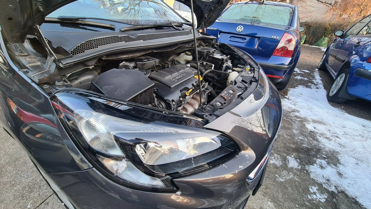 Opel Corsa - Zdjęcie 8