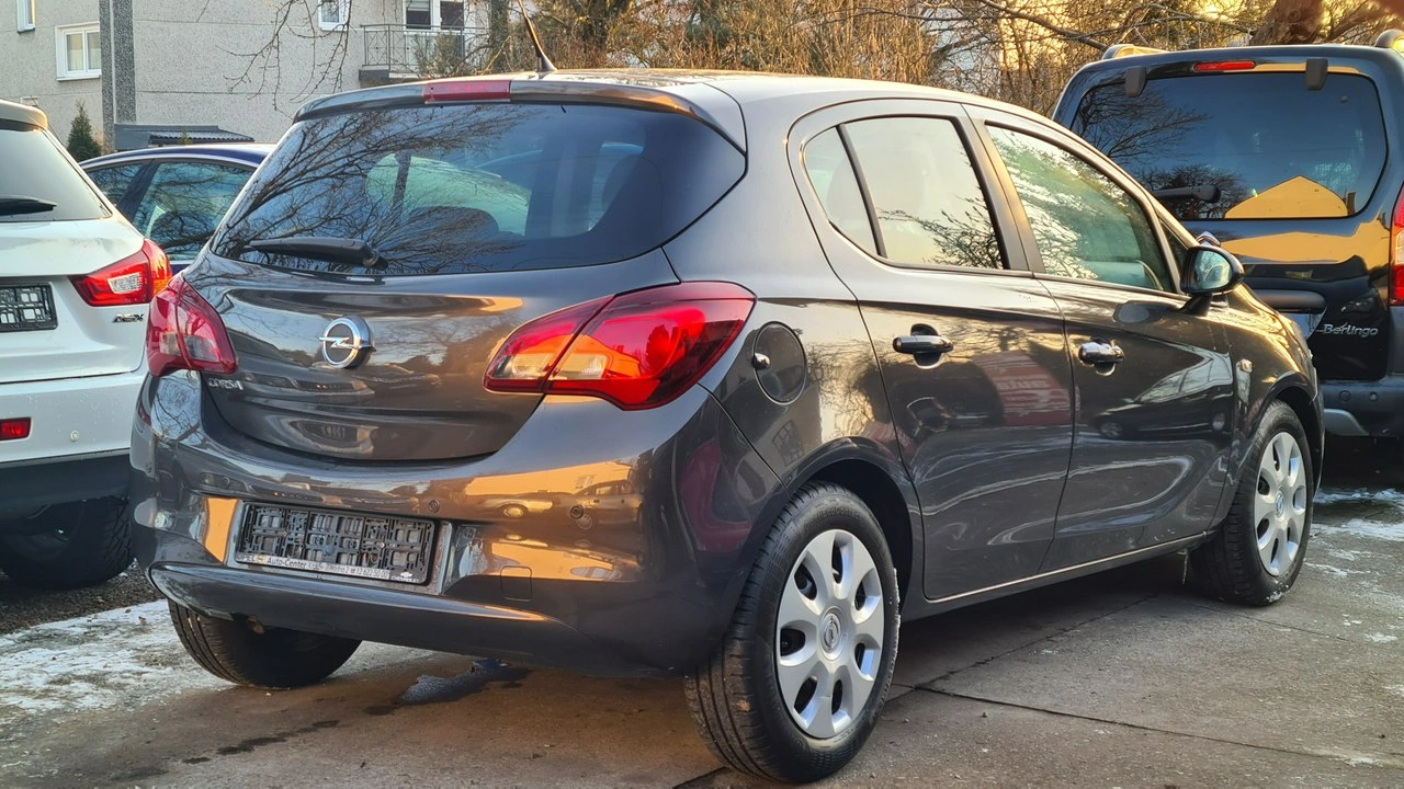 Opel Corsa - Zdjęcie 2