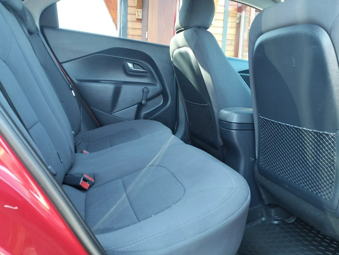 Kia Rio - Zdjęcie 24