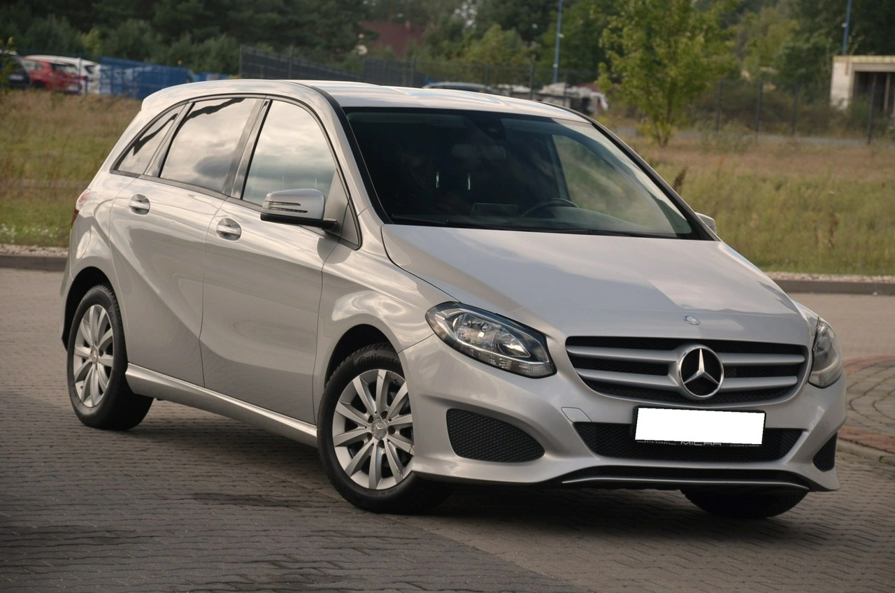 Mercedes B 180 - Zdjęcie 1