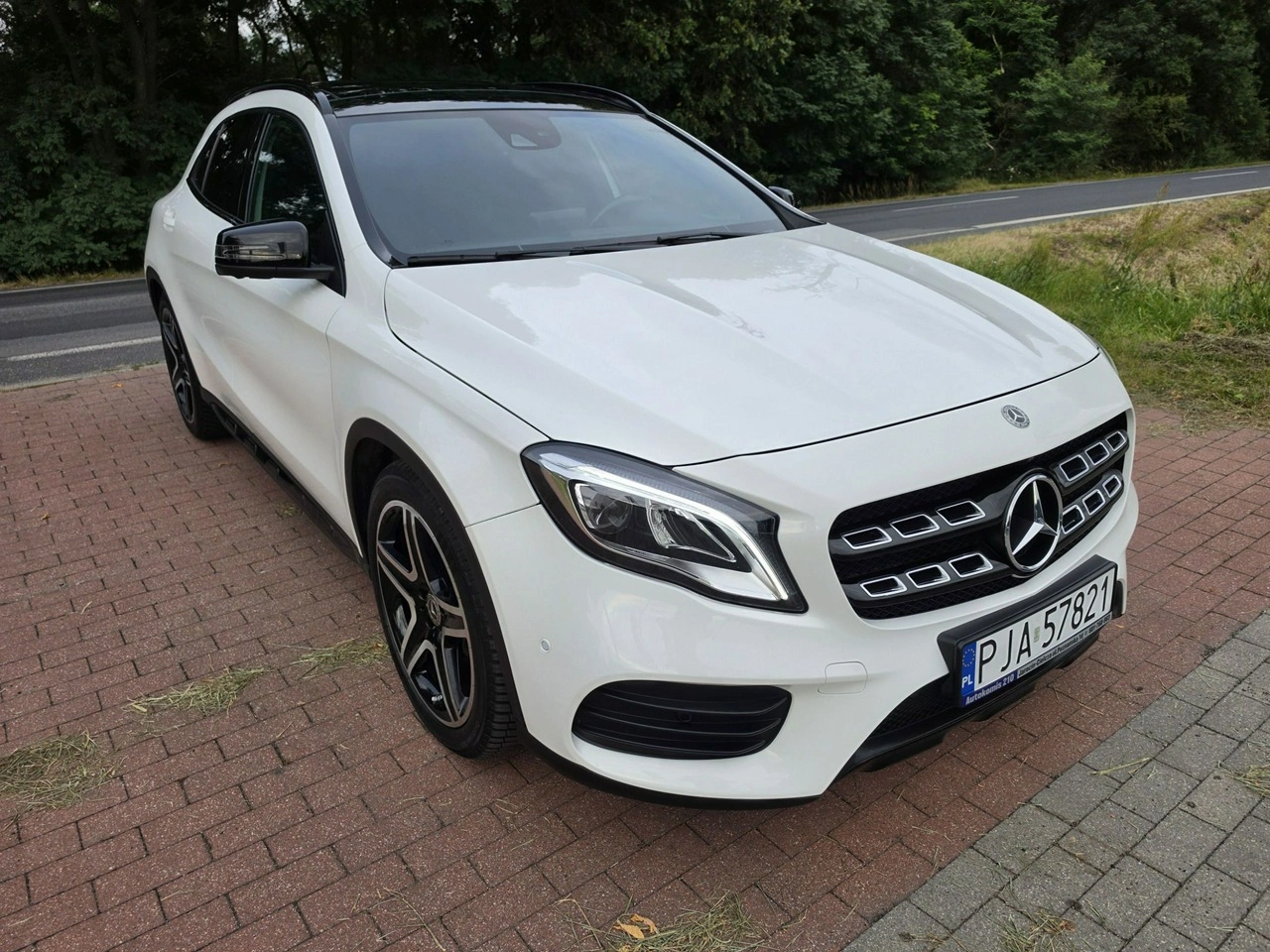 Mercedes GLA 220 - Zdjęcie 10