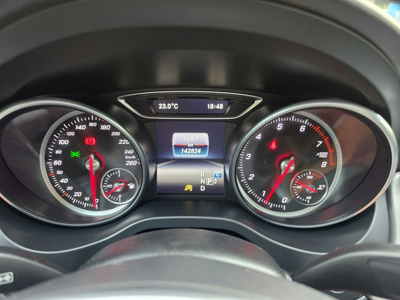 Mercedes GLA 220 - Zdjęcie 20