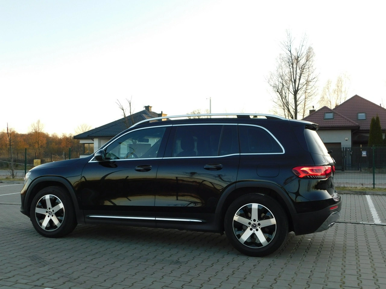 Mercedes GLB - Zdjęcie 1