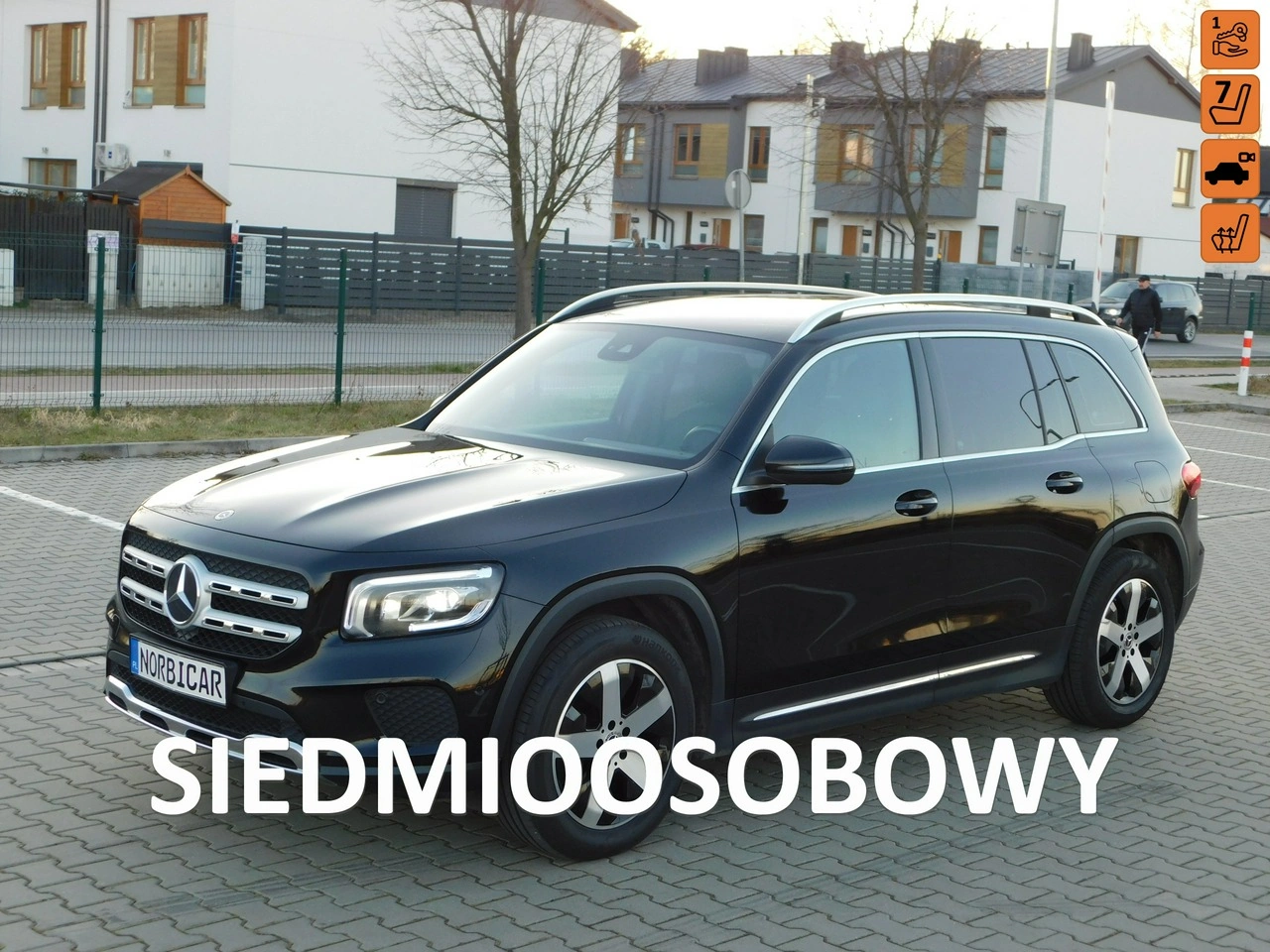 Mercedes GLB - Główne zdjęcie