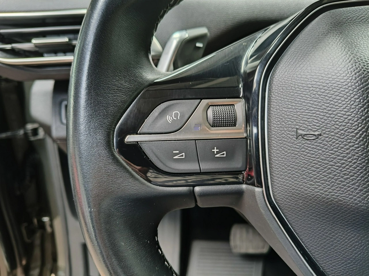 Peugeot 5008 - Zdjęcie 28