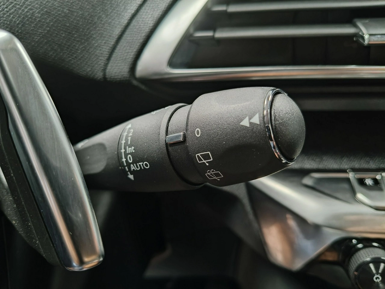Peugeot 5008 - Zdjęcie 35