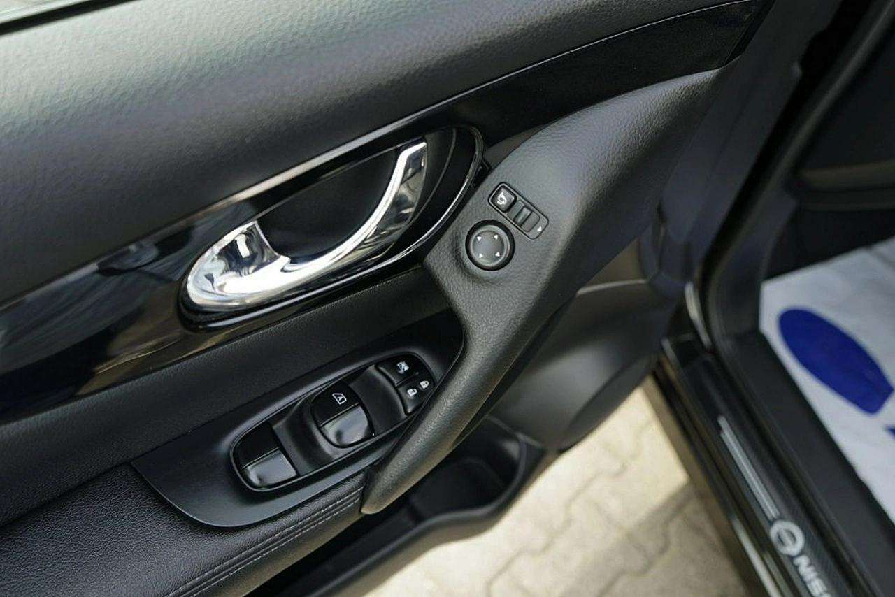 Nissan Qashqai - Zdjęcie 15