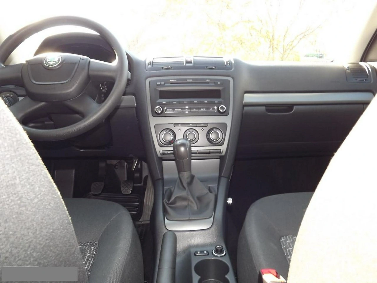 Skoda Octavia - Zdjęcie 8