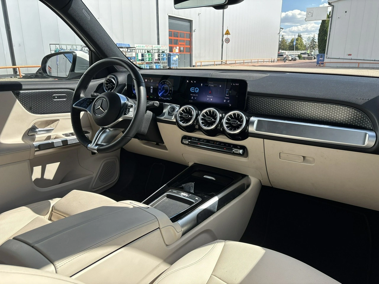 Mercedes EQB - Zdjęcie 13