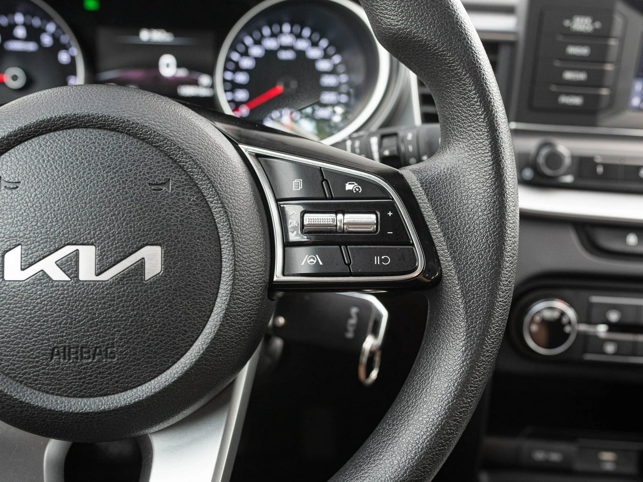 Kia Ceed - Zdjęcie 13