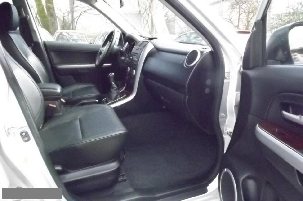 Suzuki Grand Vitara - Zdjęcie 9