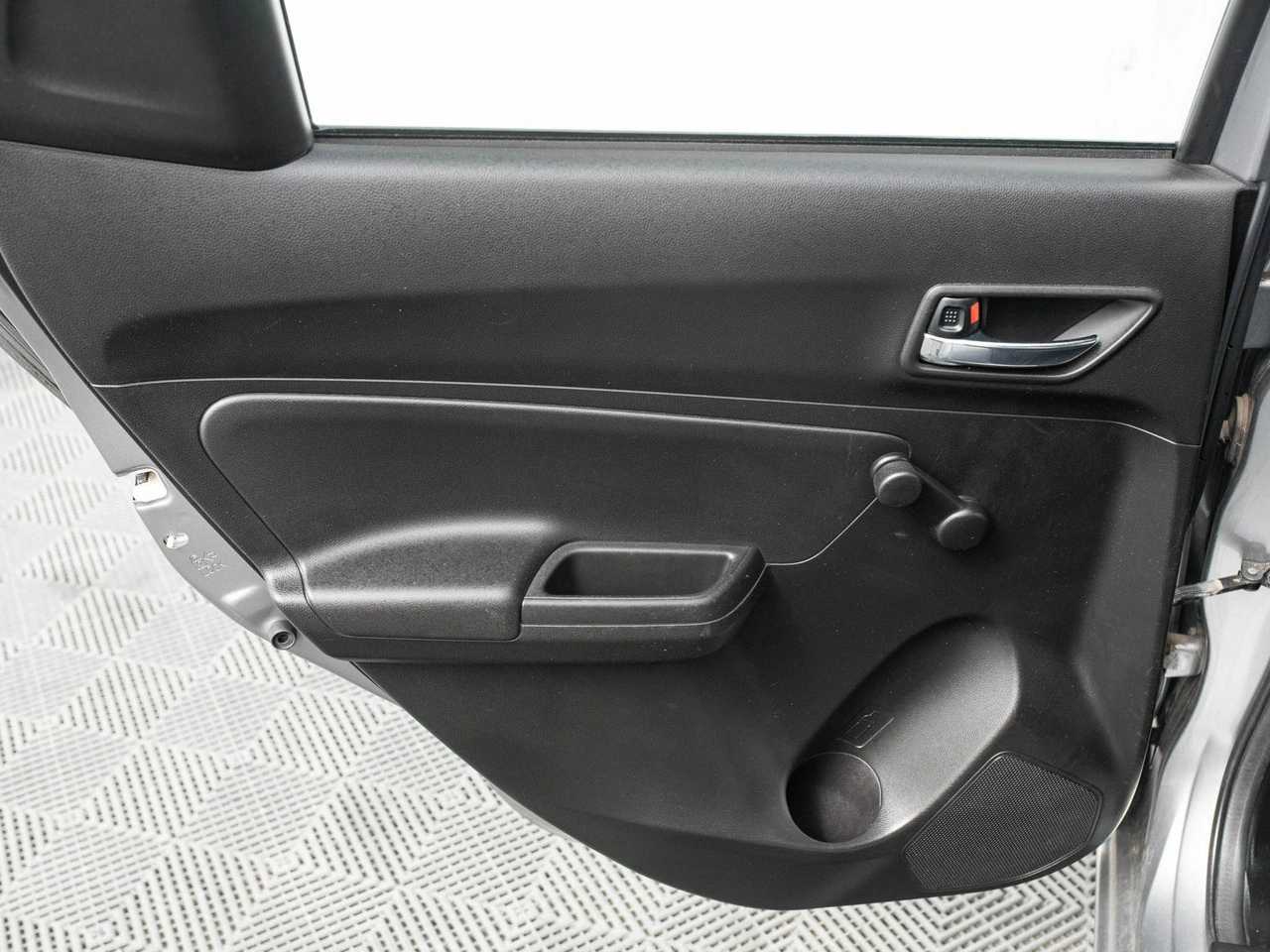 Suzuki Swift - Zdjęcie 17