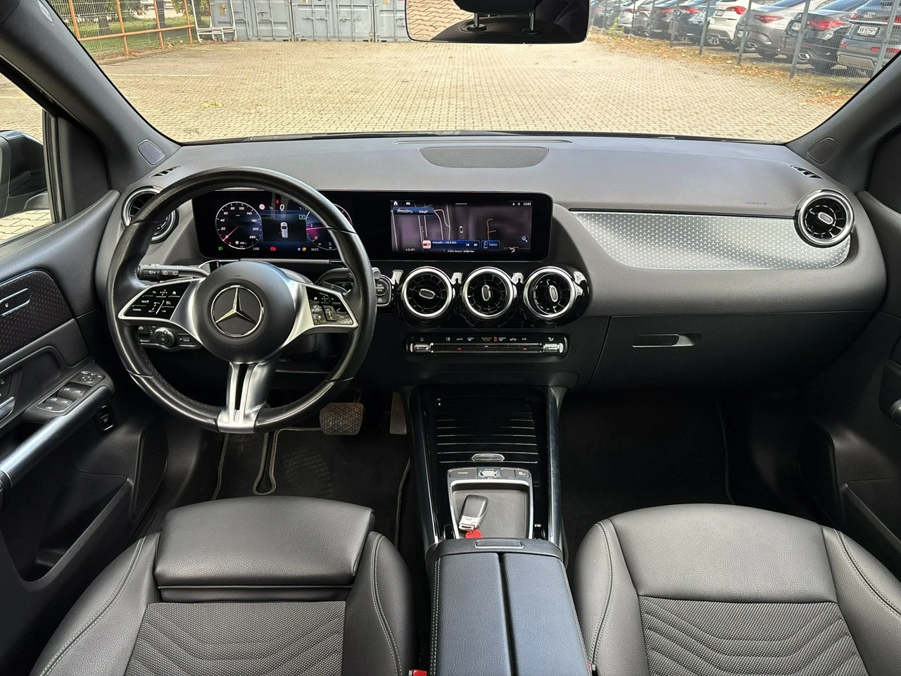 Mercedes B 220 - Zdjęcie 12
