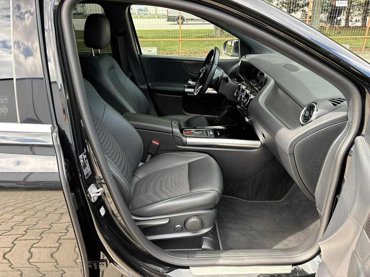 Mercedes B 220 - Zdjęcie 14