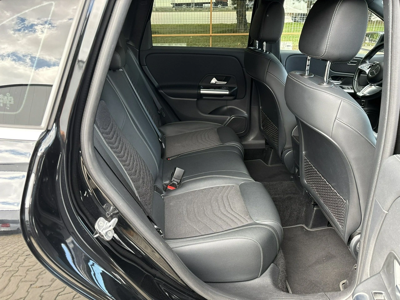 Mercedes B 220 - Zdjęcie 16