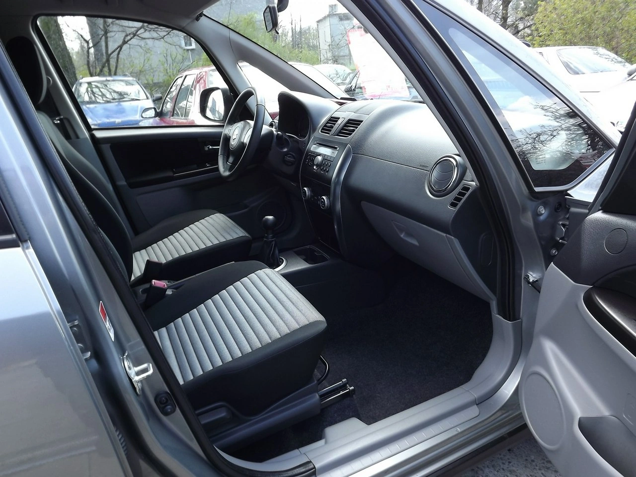 Suzuki SX4 - Zdjęcie 11