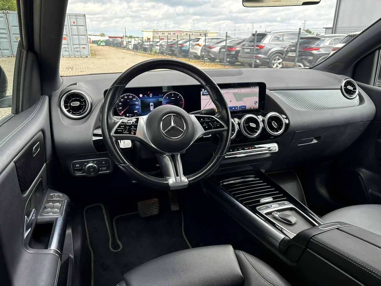 Mercedes B 220 - Zdjęcie 11