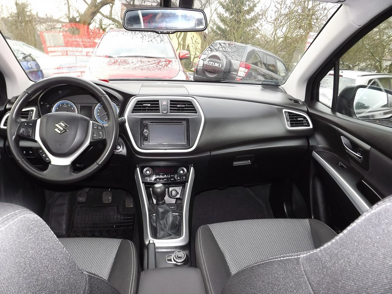 Suzuki SX4 S-Cross - Zdjęcie 14