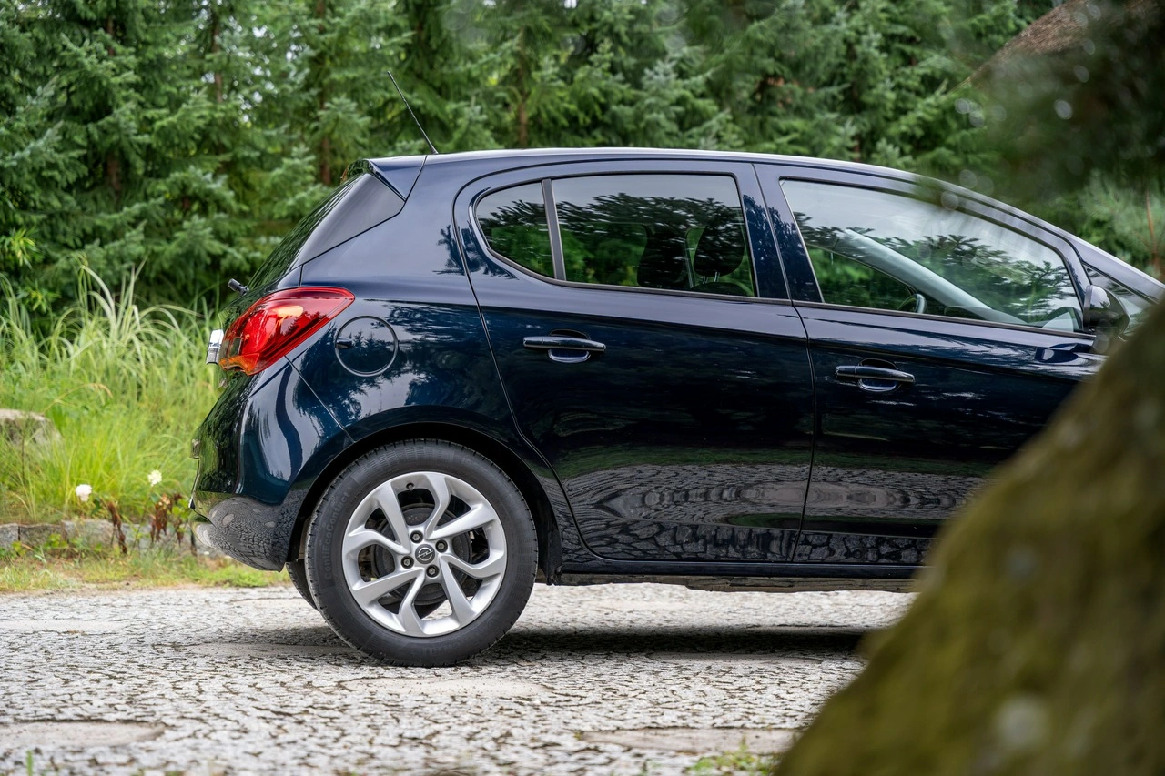 Opel Corsa - Zdjęcie 16