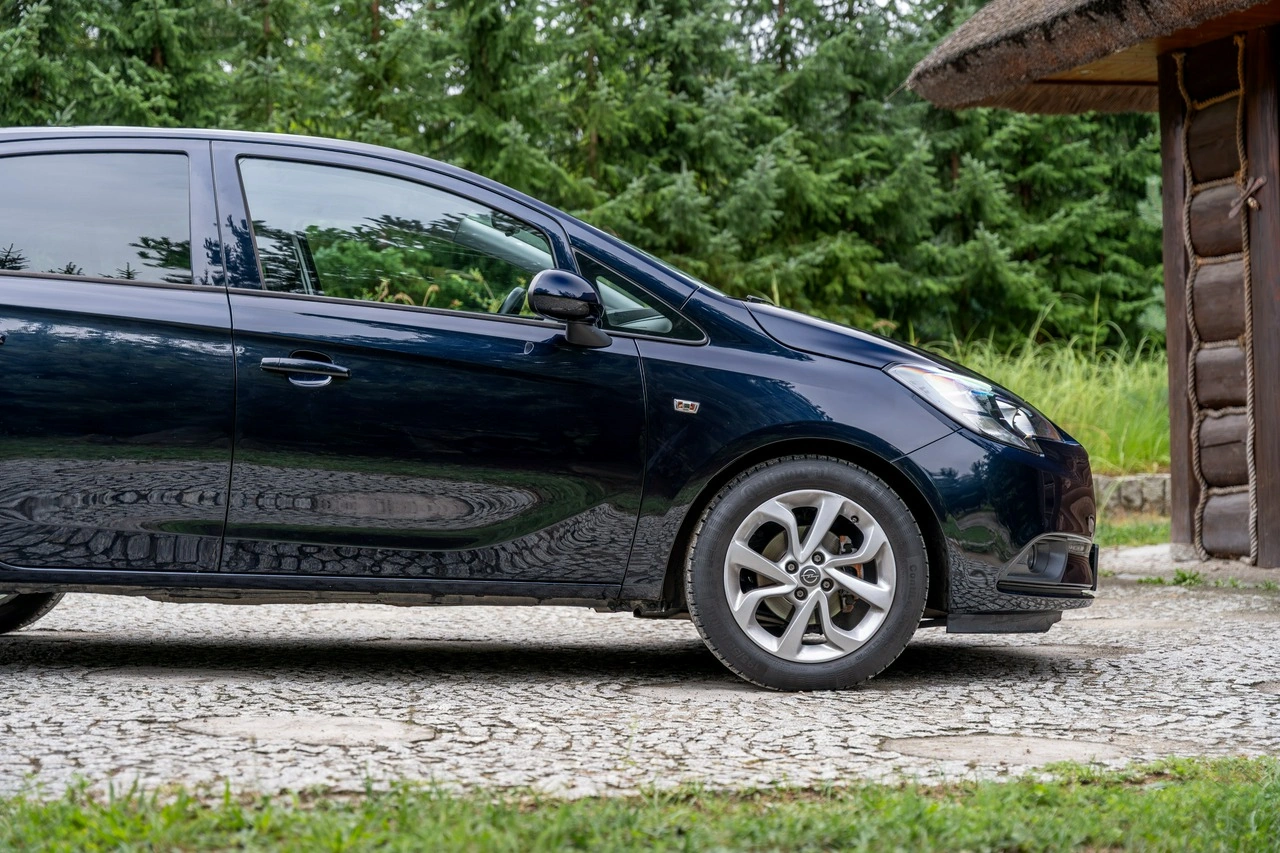 Opel Corsa - Zdjęcie 17