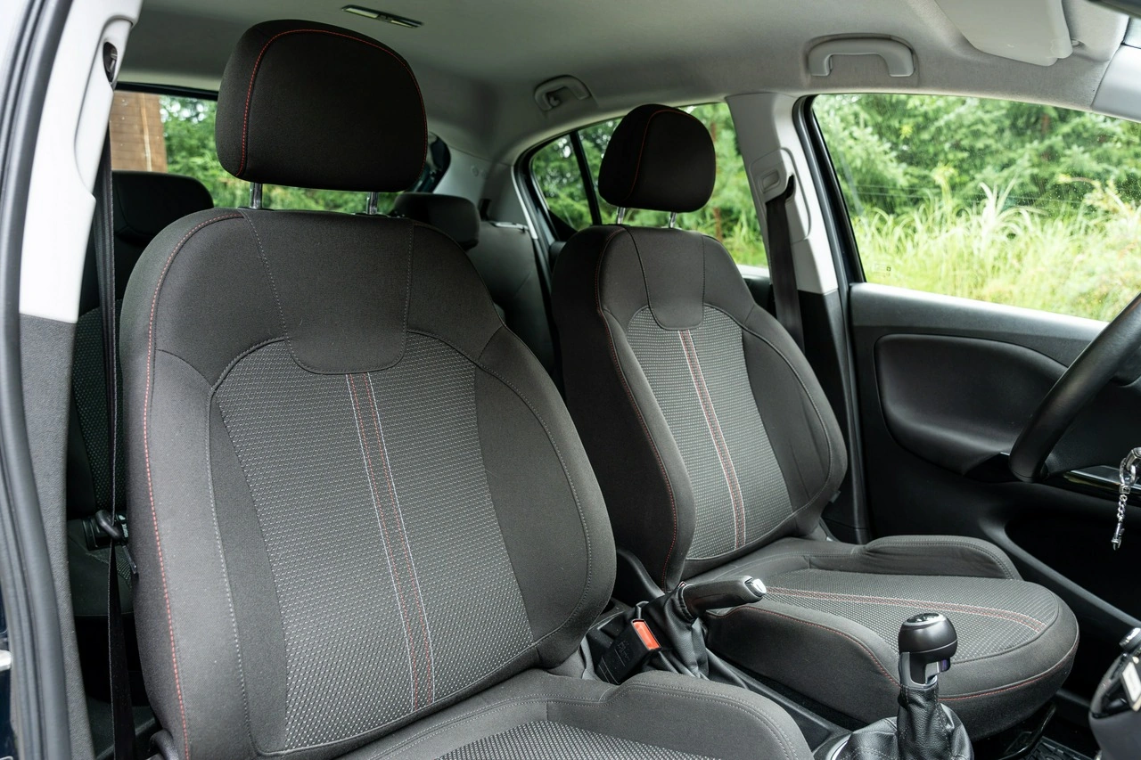 Opel Corsa - Zdjęcie 33