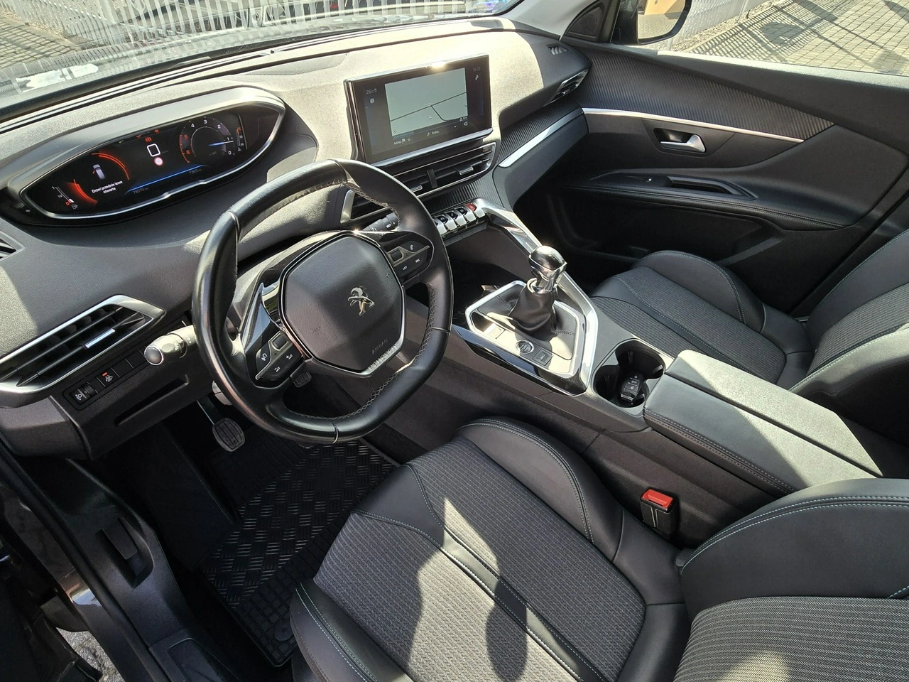 Peugeot 3008 - Zdjęcie 10