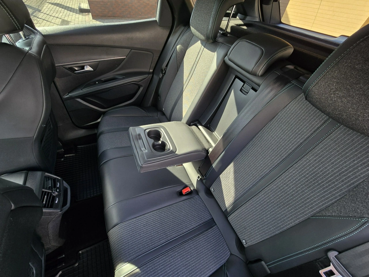 Peugeot 3008 - Zdjęcie 13